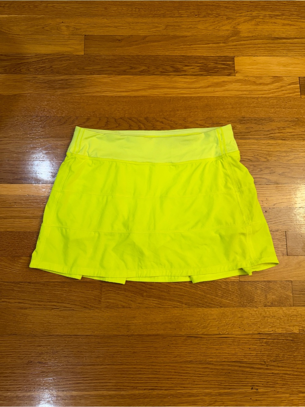 Lululemon Pace Rival Mid-Rise Skirt 15" Length *Tall Highlight Yellow? - Size 8